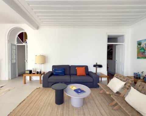 Elegante moradia renovada I 3 quartos I Pátio I Piscina I Terraço I Centro histórico de Vila Real de Santo António