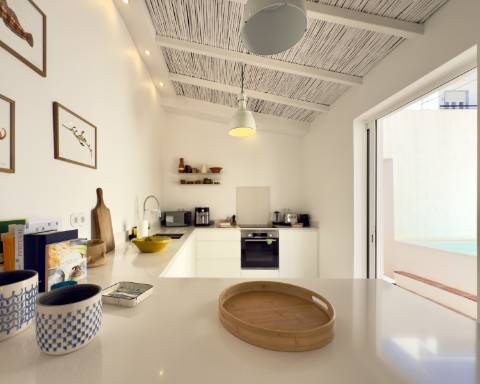 Elegante moradia renovada I 3 quartos I Pátio I Piscina I Terraço I Centro histórico de Vila Real de Santo António