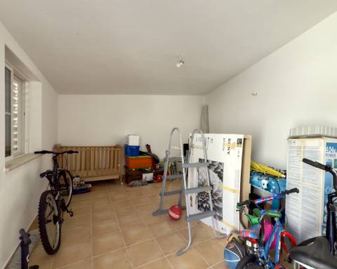 Casa com 3 quartos I 168 m2 I Jardim I Urbanização tranquila da Quinta dos Poços I Ferragudo