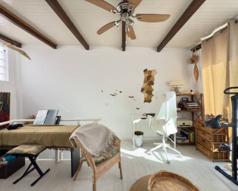 Charmosa casa tradicional I Totalmente renovada I 2 quartos I Ampla açoteia com vista panorâmica para o mar I Centro da vila da Fuseta