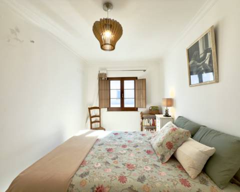 Charmosa casa tradicional I Totalmente renovada I 2 quartos I Ampla açoteia com vista panorâmica para o mar I Centro da vila da Fuseta