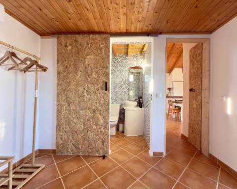 Linda casa típica do Alentejo I 2 quartos I Piscina I Terreno vedado com 3 290 m2 I São Domingos I Santiago do Cacém