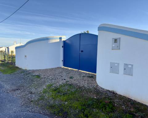 Linda casa típica do Alentejo I 2 quartos I Piscina I Terreno vedado com 3 290 m2 I São Domingos I Santiago do Cacém