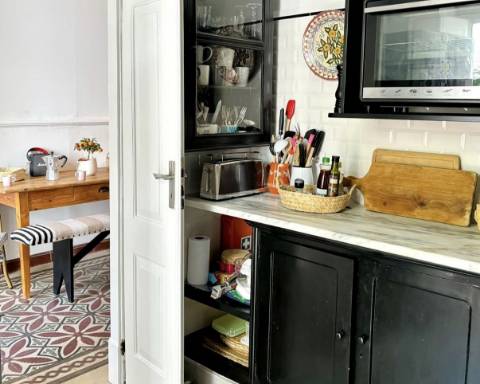 Casa geminada cheia de charme I Arquitetura tradicional I 2 quartos +1 I Pátio I Tanque I Terraços I Baixa Olhão