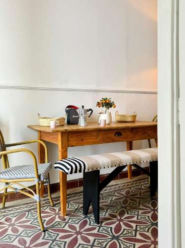 Casa geminada cheia de charme I Arquitetura tradicional I 2 quartos +1 I Pátio I Tanque I Terraços I Baixa Olhão