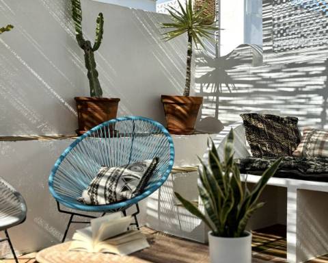 Casa geminada cheia de charme I Arquitetura tradicional I 2 quartos +1 I Pátio I Tanque I Terraços I Baixa Olhão