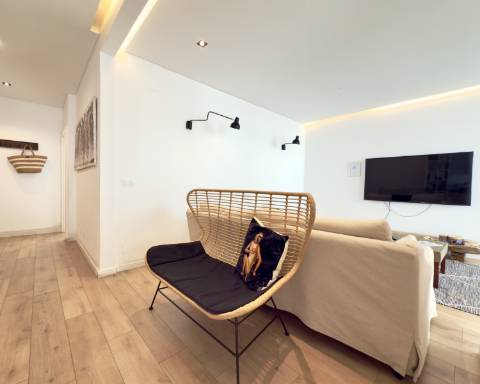 Excelente apartamento luminoso de 81 m² I 2 quartos I No coração de Faro