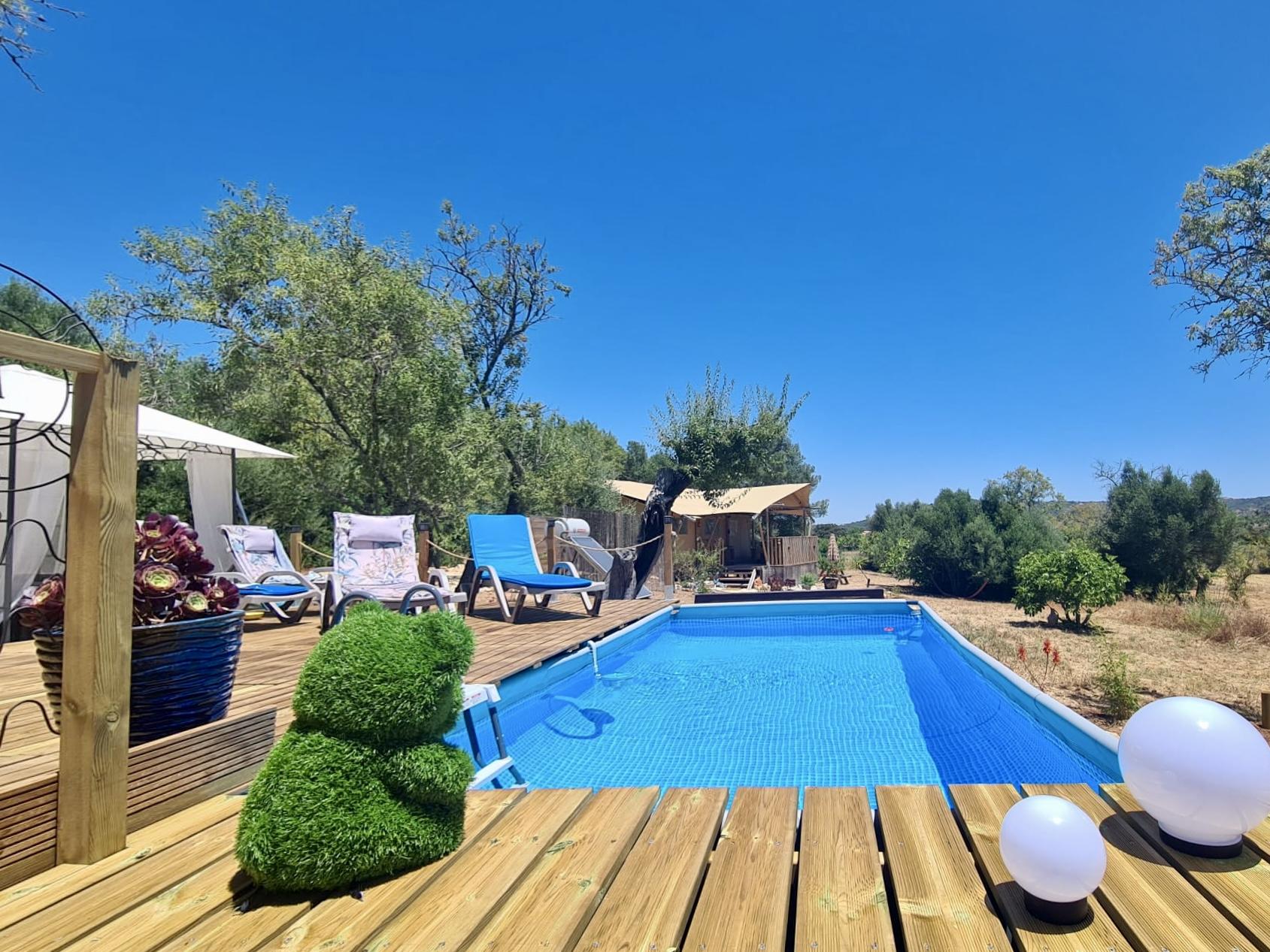 Casa tradicional renovada I 2 quartos I Terreno de 4383 m² com vistas magníficas para o campo I Perto de Loulé