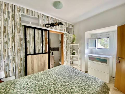 Casa tradicional renovada I 2 quartos I Terreno de 4383 m² com vistas magníficas para o campo I Perto de Loulé