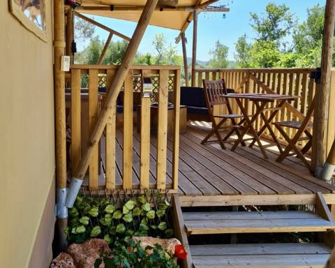 Casa tradicional renovada I 2 quartos I Terreno de 4383 m² com vistas magníficas para o campo I Perto de Loulé