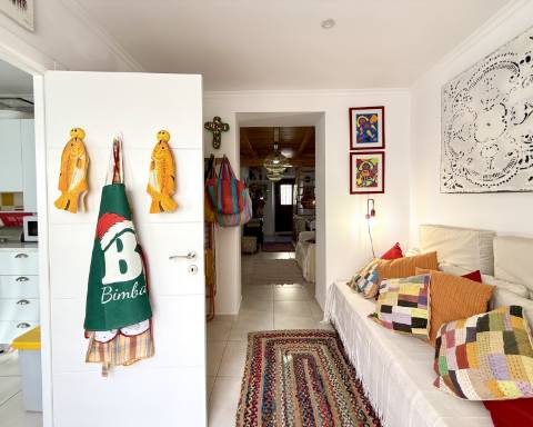 Casa geminada com charme I T2 +1 I Quintal I Centro de Vila Real de Santo António