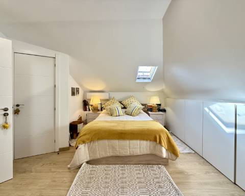 Casa geminada com charme I T2 +1 I Quintal I Centro de Vila Real de Santo António