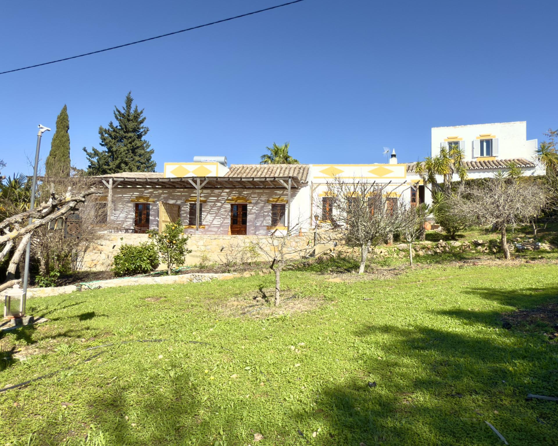 Elegante quinta I 5 quartos I Grande piscina I Terreno magnífico I Quelfes