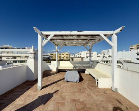 Casa tradicional cheia de charme I 2 quartos I Terraço I Baixa Olhão