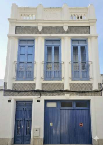 Casa tradicional cheia de charme I 2 quartos I Terraço I Baixa Olhão