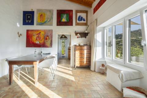 Encantadora casa de campo I 3 quartos I Terreno de 2 ha I Vistas magníficas sobre o campo I Perto de Estói