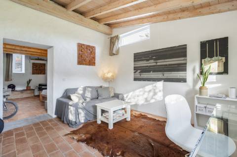 Encantadora casa de campo I 3 quartos I Terreno de 2 ha I Vistas magníficas sobre o campo I Perto de Estói