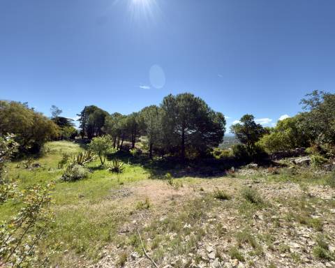 Oportunidade Excecional: Terreno com projeto aprovado para moradia com vista panorâmica para o mar | 3 Quartos | Piscina | Quinta das Raposeiras I Santa Barbara de Nexe