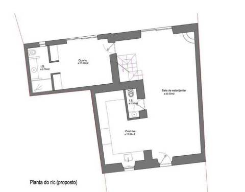 Moradia geminada elegante e renovada | 2 quartos | Tanque | Pátio | Vista panorâmica para o campo