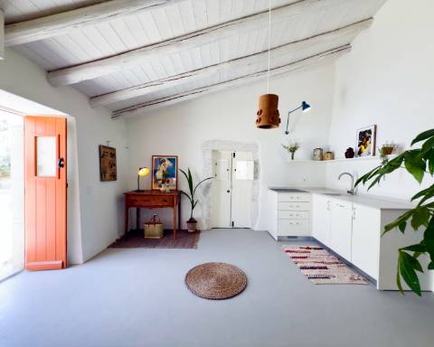 Propriedade de exceção em Estoi: Duas Quintas de Charme com Vista Mar Panorâmica | 3 Suites | Piscina | Terreno de 5800 m²