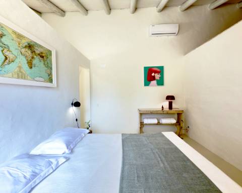 Propriedade de exceção em Estoi: Duas Quintas de Charme com Vista Mar Panorâmica | 3 Suites | Piscina | Terreno de 5800 m²