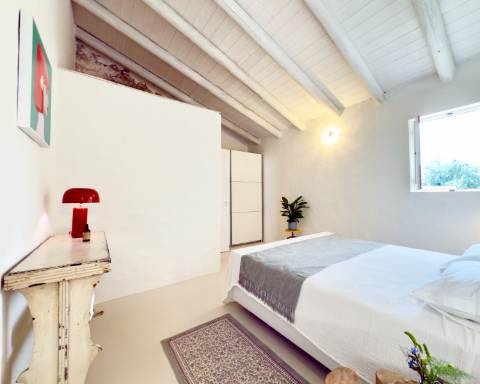 Propriedade de exceção em Estoi: Duas Quintas de Charme com Vista Mar Panorâmica | 3 Suites | Piscina | Terreno de 5800 m²