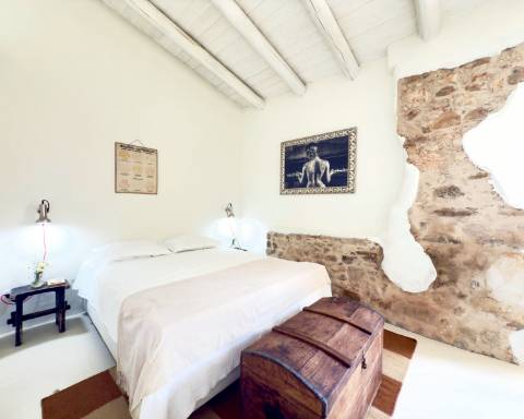 Propriedade de exceção em Estoi: Duas Quintas de Charme com Vista Mar Panorâmica | 3 Suites | Piscina | Terreno de 5800 m²