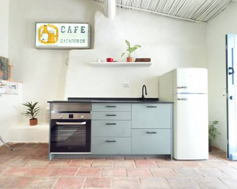 Propriedade de exceção em Estoi: Duas Quintas de Charme com Vista Mar Panorâmica | 3 Suites | Piscina | Terreno de 5800 m²