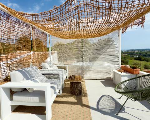 Propriedade de exceção em Estoi: Duas Quintas de Charme com Vista Mar Panorâmica | 3 Suites | Piscina | Terreno de 5800 m²