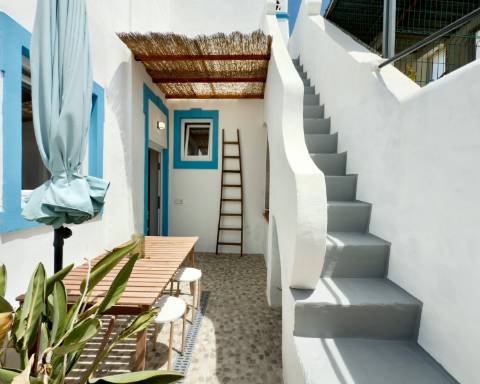 Casa com charme autêntico I 2 quartos I Patio I Rooftop no centro histórico de Olhão
