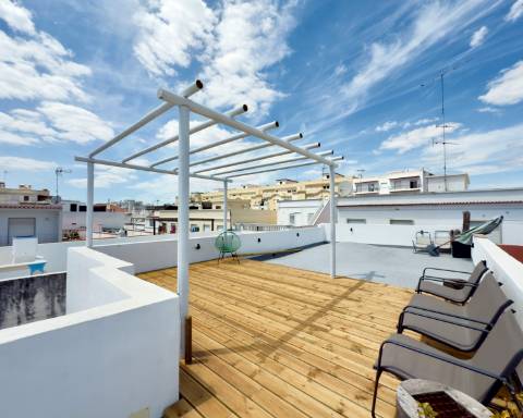 Casa com charme autêntico I 2 quartos I Patio I Rooftop no centro histórico de Olhão