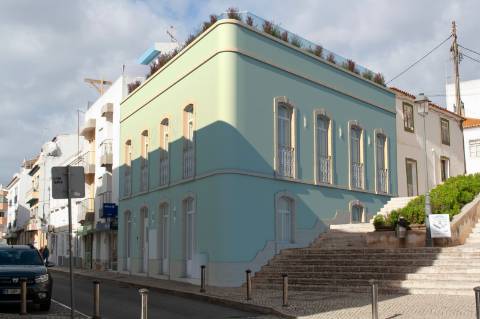 Casa Senhorial de Charme em Silves | 240 m² | Projeto Aprovado | T4 | Com Piscina no Terraço