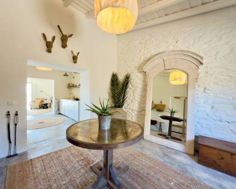 Casa de charme chave na mão com jardim suspenso | T2+1 | Vista espetacular sobre o Alqueva