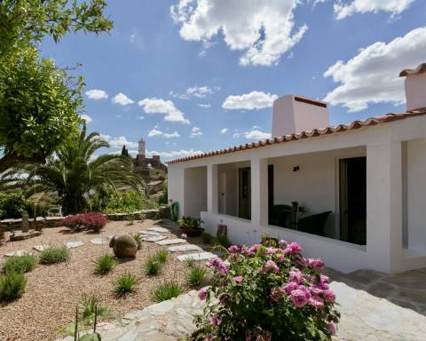 Casa de charme chave na mão com jardim suspenso | T2+1 | Vista espetacular sobre o Alqueva