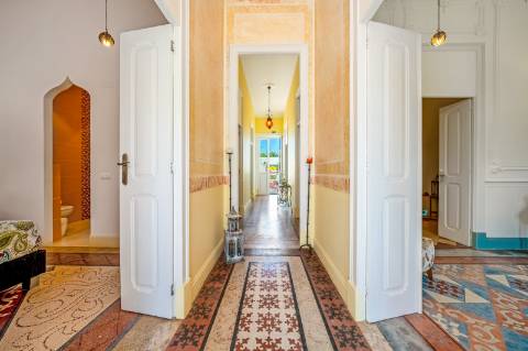 Uma Alma Boémia no Coração do Algarve! Magnífica Quinta Tradicional de Charme | 8 Quartos | Pátio | Jardim | Moncarapacho'