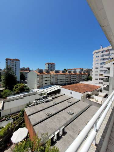 T6 Duplex recuado com terraço Antas- Avenida Combatentes/Praça Velasquez