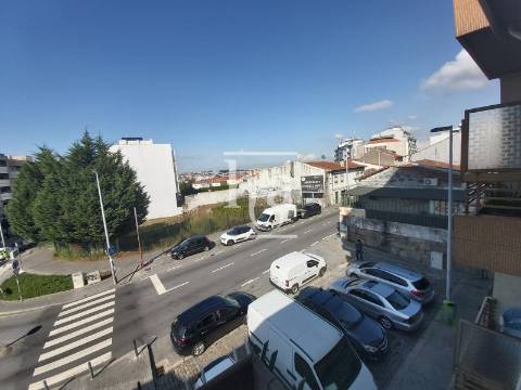 Para Investidores - 2 apartamentos T2 no Centro Rio Tinto