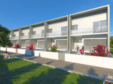 Terreno com projeto aprovado moradias