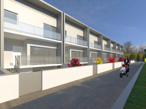 Terreno com projeto aprovado moradias