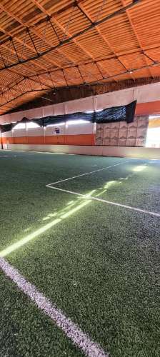 Armazém Gondomar com 2 negócios