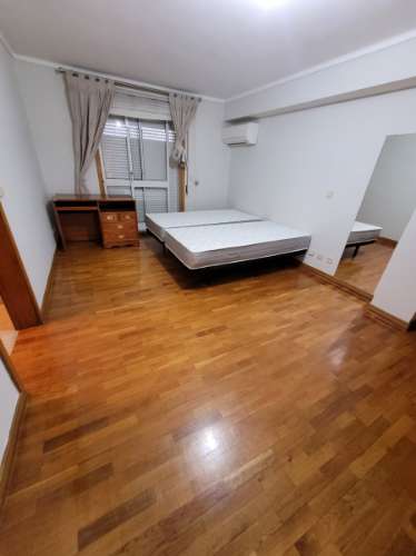 T5 Duplex recuado com terraço Antas- Avenida Combatentes/Praça Velasquez