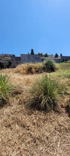 TERRENO PARA CONSTRUÇÃO MORADIA 3 FRENTES