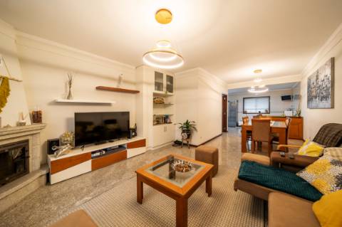 Moradia independente V4+ Escritório