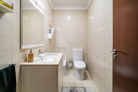 Moradia independente V4+ Escritório