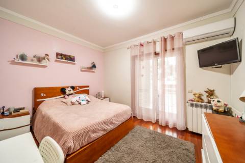 Moradia independente V4+ Escritório