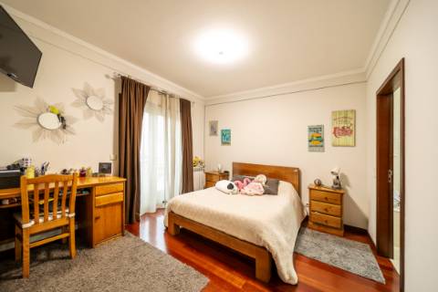 Moradia independente V4+ Escritório