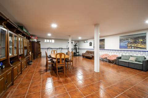 Moradia independente V4+ Escritório