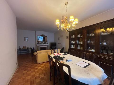 Apartamento T4 Avenida Boavista