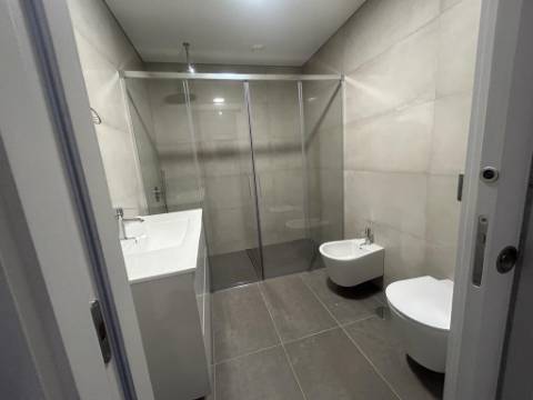 NOVO Apartamento T4 na Boavista com terraço