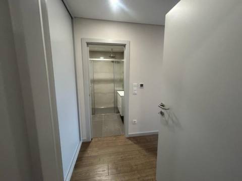 NOVO Apartamento T4 na Boavista com terraço